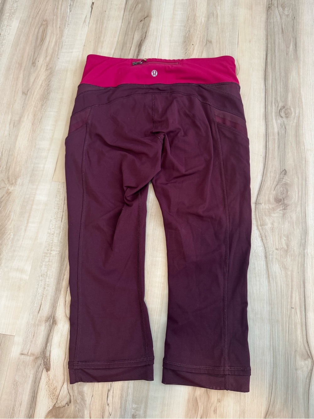 lululemon athletica Womens Burgundy & Magenta Capri Active Leggings